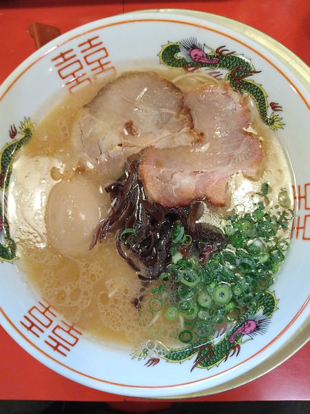 「「ガツンラーメン+味玉+木耳」900円」@博多ラーメン ガツン 両国店の写真