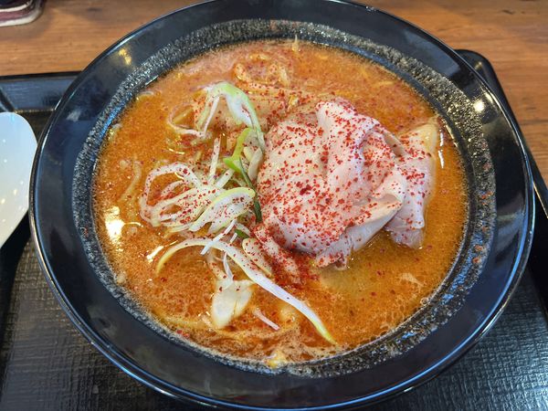 「大辛味噌肉らーめん　950円」@伝丸 299号飯能BP店の写真