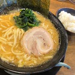 ラー メン（並）780円 ※多め/普通/軟らかめ