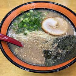 とんこつら〜めん　750円