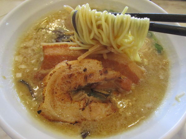 「味玉生姜鳥白湯らーめん 900円」@らぁめん雅知の写真