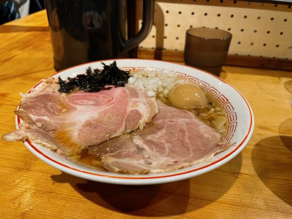 「味玉中華そば」@背脂煮干し中華そば 和市 新橋本店の写真
