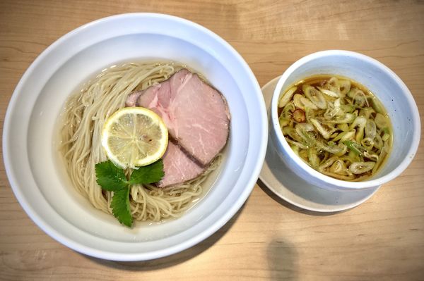 「鰹昆布水つけそば(950¥)」@「七色の落書き」の写真