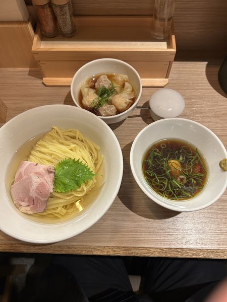 「昆布水つけ麺二種のワンタン(醤油)1230円」@支那蕎麦 澤田の写真