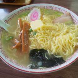 塩バターラーメン七五○ゑ〜ん