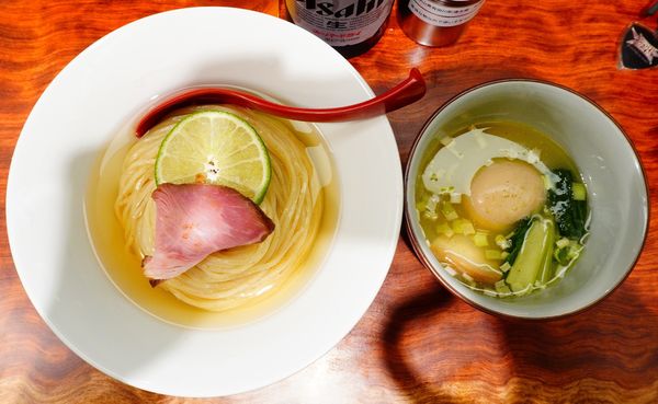 「昆布水つけ麺＋煮玉子＋瓶ビール」@三馬路 東京店の写真
