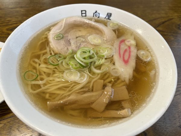 「ラーメン+餃子」@青竹手打ちラーメン 日向屋の写真