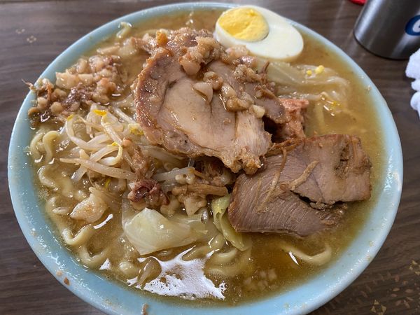 「ラーメン　少な目　1000円」@ラーメン富士丸 明治通り都電梶原店の写真