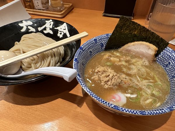 「特製朝つけ麺」@六厘舎の写真