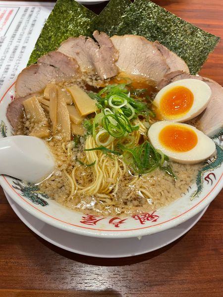 「全部のせラーメン」@ラーメン魁力屋 市原五井店の写真
