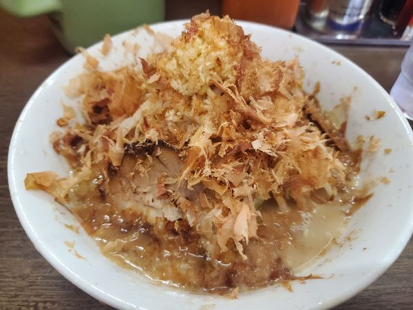 「ラーメン・野菜ちょいカチ・ニンニク・魚」@骨太味覚の写真