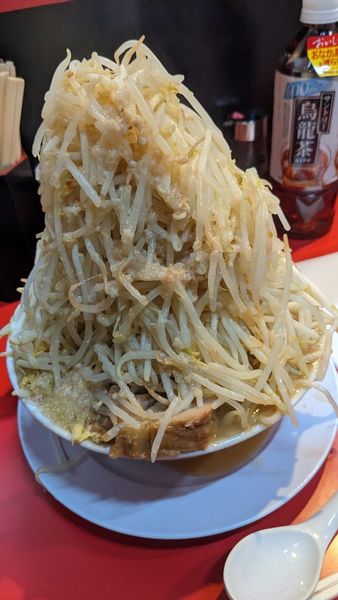 「ラーメン(野菜マシマシニンニクショウガアブラ)」@千里眼の写真