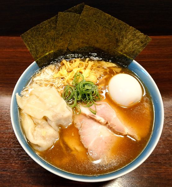 「特製醤油そば（手揉み麺）」@麺屋 ルリカケスの写真