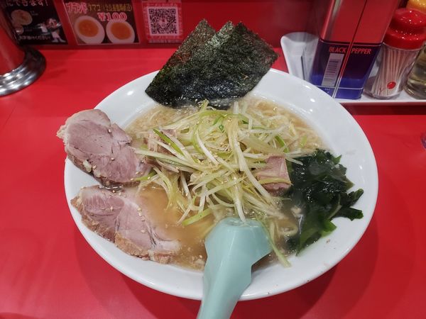 「かいざんラーメン」@ラーメン かいざん 船橋店の写真