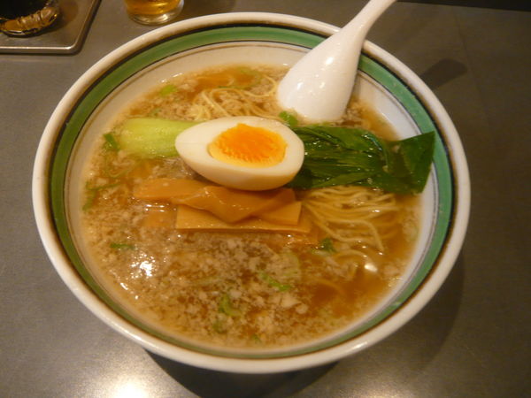 「特製醤油らーめん（麺8分の5）」@らーめん 松富の写真