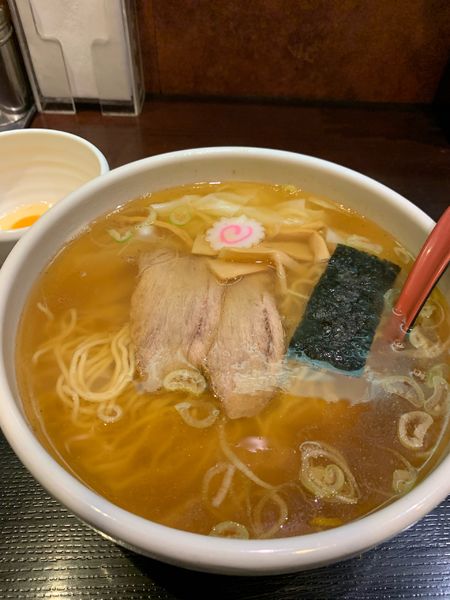 「ワンタンメン＋生たまご」@中華蕎麦 金魚の写真