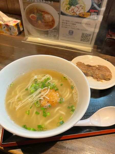 「ソーキそば」@麺屋 玉ぐすくの写真