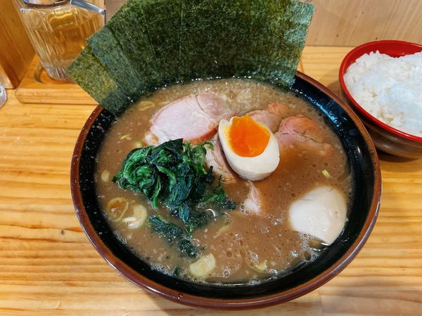 「のり玉らーめん」@秋葉原ラーメン わいずの写真