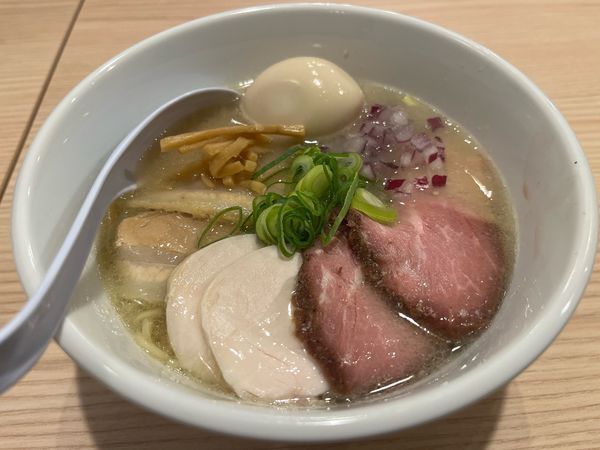 「はまぐり鶏白湯」@中華そば みかわの写真