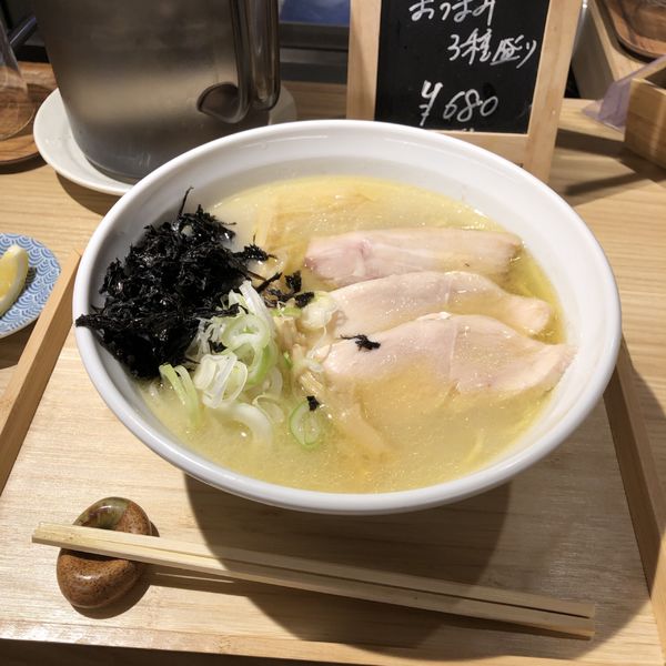 「麹白湯そば」@中華そば 稲るりの写真