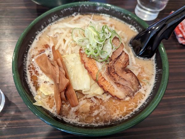 「黒味噌ラーメン850円」@めんや 蔵の写真