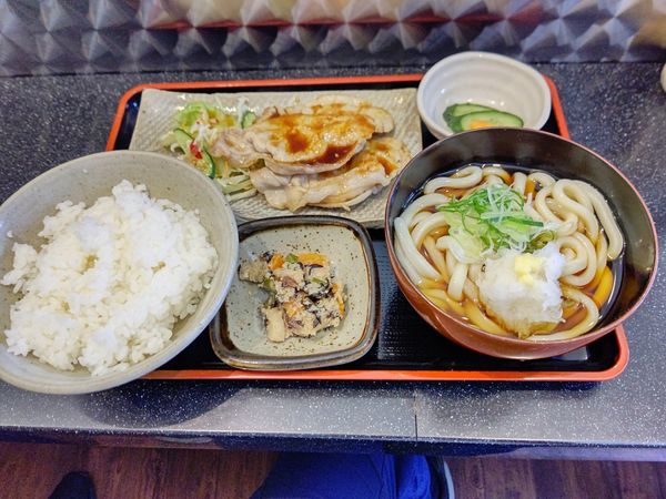 「焼肉定食(冷たいうどん)700円」@葉花テイクうどんの写真