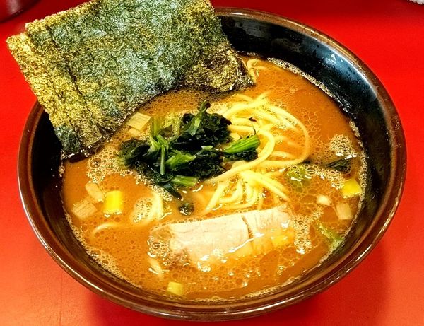 「らーめん」@らーめん 谷瀬家 新橋店の写真