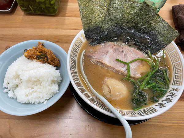 「裏むさラーメン」@横浜ラーメン 裏武蔵家 西千葉本店の写真