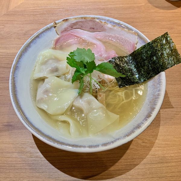 ワンタン塩らぁめん