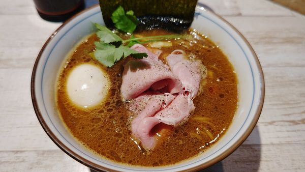 「四つ葉ブラック」@中華そば 四つ葉の写真