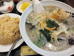 「ランチ 五目タン面と半チャーハン(850)」@龍亭園の写真