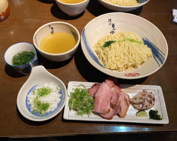 「薬涼潮つけそば　釜焼きチャーシュー」@麺や 虎徹の写真