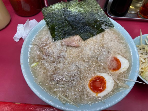 「ネギチャーシューメン中盛　コテコテ　味玉」@ラーメンショップ 牛久結束店の写真
