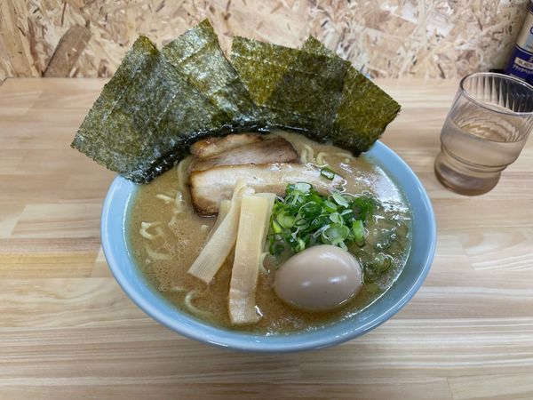 「特製ラーメン大盛り」@らーめん坂下家の写真
