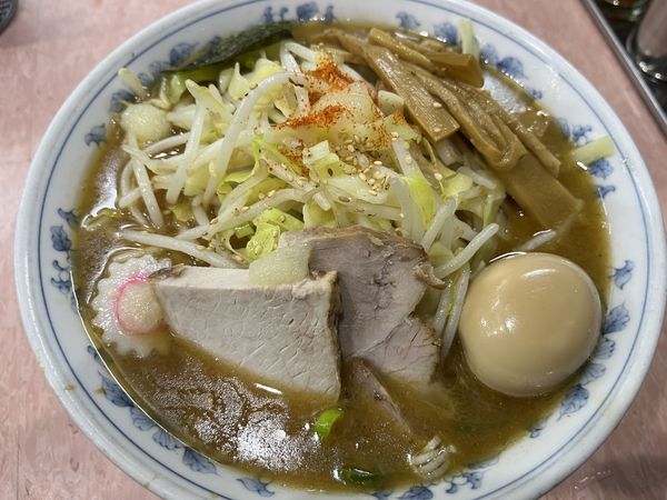 「中華そば(小)730円 野菜120円」@所沢大勝軒の写真