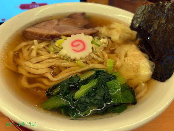 「醤油ラーメン(800円)太麺　開店サービスワンタン２個」@麺屋 なが盛の写真