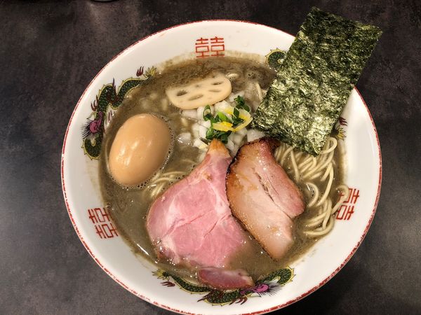 「味玉濃厚煮干らーめん＋和え玉」@西永福の煮干箱の写真