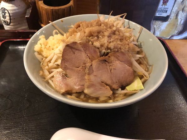 「ラーメン並（全マシ）」@居酒屋 あつ美の写真