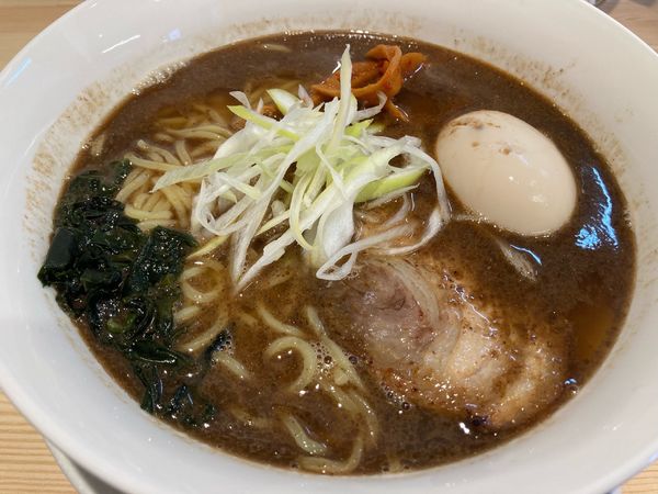 「たじまやらーめん・味玉」@麺屋 えんまんの写真