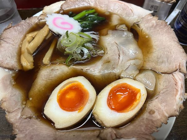 「伝+煮玉子+焼豚」@ますや本店 駅前店の写真