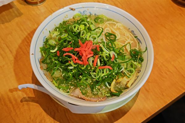 「新味（白・並）」@たかばしラーメン 枚方店の写真