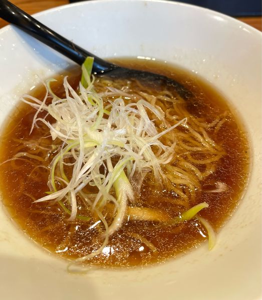 「朝ラー　醤油ラーメン」@らぁ麺屋 つなぎの写真