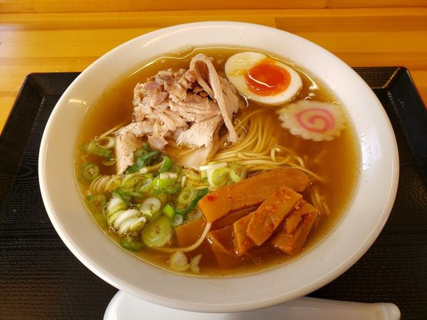 「煮干しラーメン+チャーシュー」@かのうやの写真