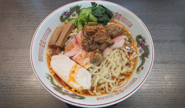 「台湾牛肉麺,麺大盛り 1400円」@中華そばのあい川の写真