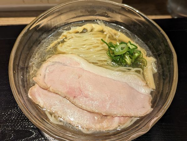 「限定白醤油の冷やしそば」@中華そば 無限の写真