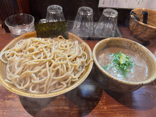 「メガ盛　＋200円　あつもり」@麺屋 えん寺の写真