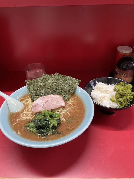 「ラーメン」@横浜家系ラーメン 武蔵家 千歳烏山店の写真