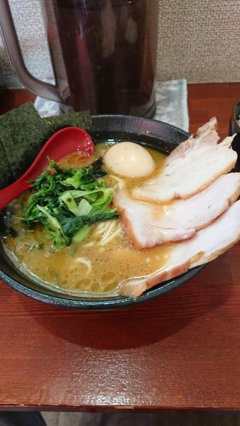 「ラーメン チャーシュー」@横浜家系らーめん 天王家 寒川総本店の写真