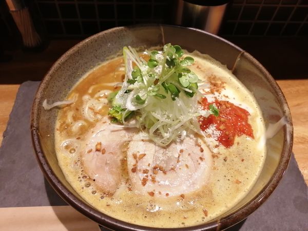 「カレーラーメン　　1100円　小ライス100円」@Zweiter Lädenの写真