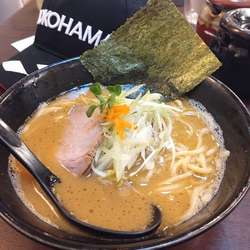 豚骨ラーメン